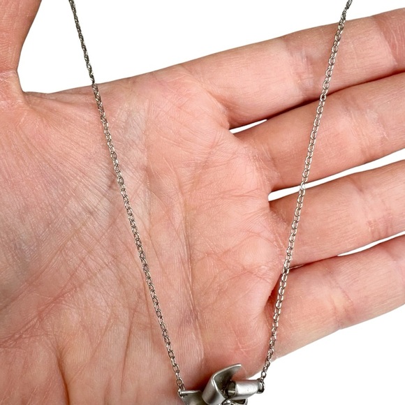 Bright Silver Tone Dainty Pinwheel Whirligig Charm Cable Chain Necklace - Picture 4 of 7